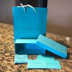 Tiffany Gift Bag, box, lens wipe, cards